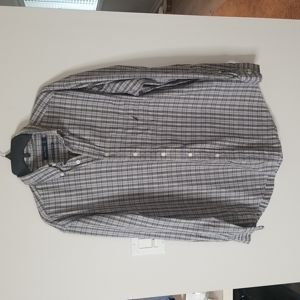 Nautica Mens longsleeve shirt button down collar